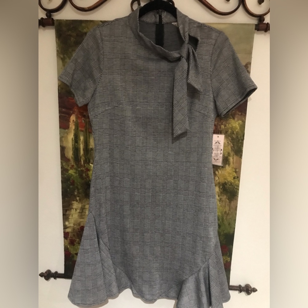 Nanette Lepore Plaid Dress w/Side Panels SZ8  NWT